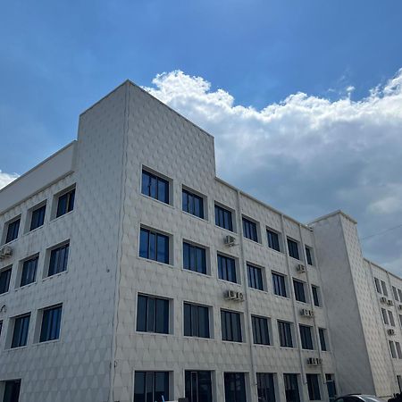Meridian كاراغاندي المظهر الخارجي الصورة