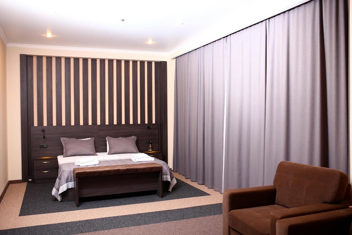 Meridian كاراغاندي المظهر الخارجي الصورة